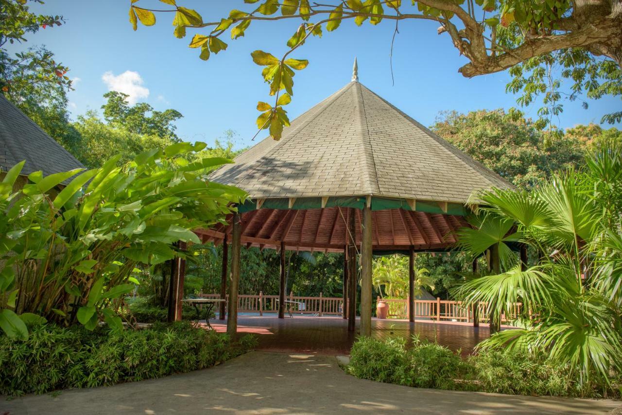Tropical Escape Villa Ocho Rios Exterior foto